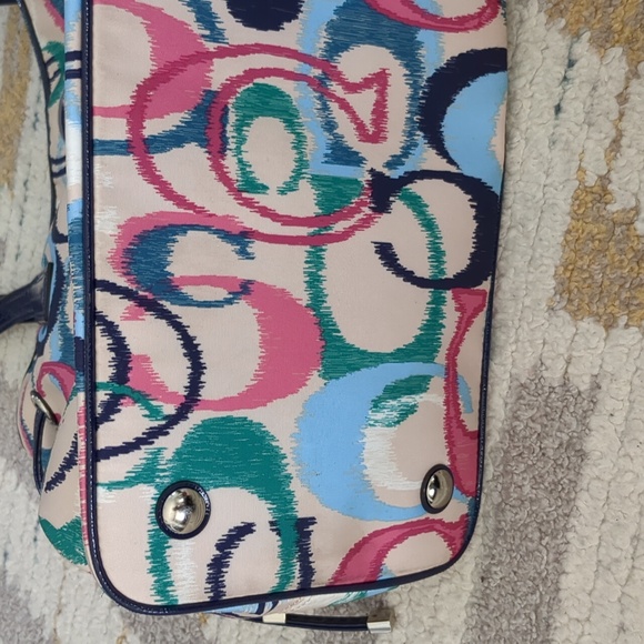 Coach Multicolor Shoulder Bag - Picture 3 of 7